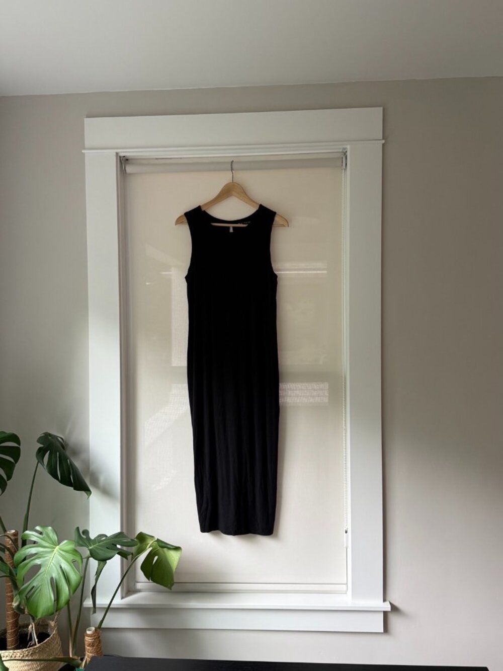 Athleta Black Sleeveless Keyhole Midi Maxi Dress Size M
